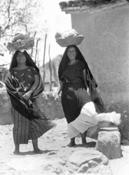Donne a Tehuantepec, Messico, 1929